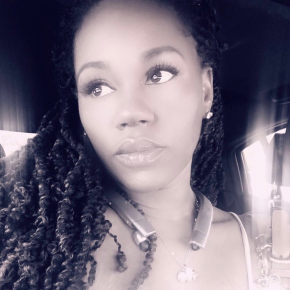 Meet your Posher, Jacquevanda - Picture 4 of 4